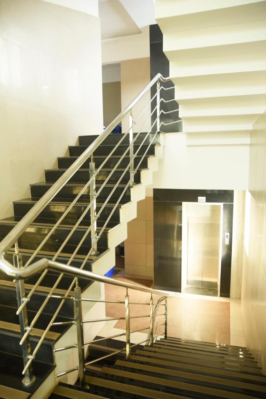 Hotel Om International Гокарна Екстериор снимка
